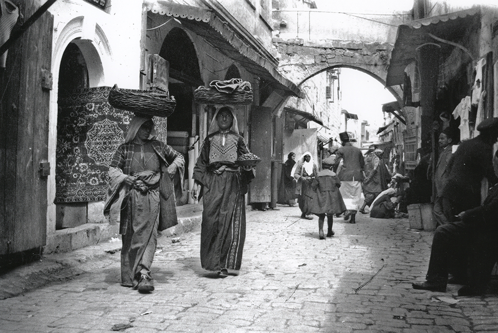10-The-Christian-Quarter-Jerusalem-1935